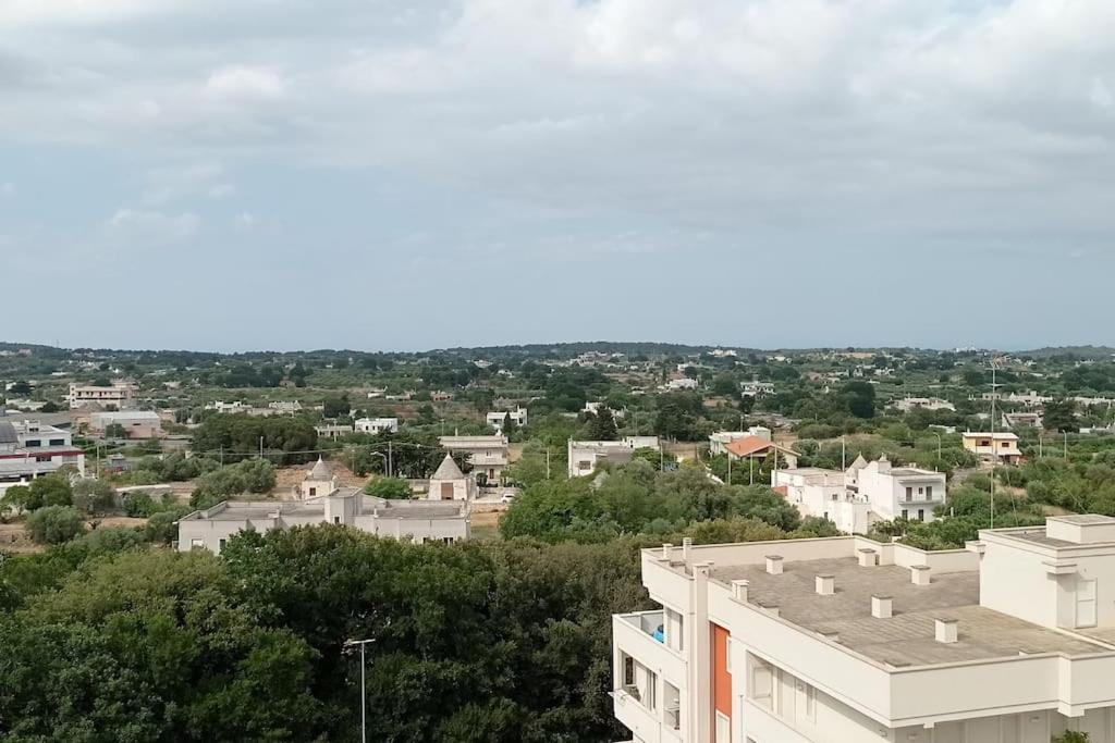 Appartamento Terrazza Bella Vista ชิสแตร์นีโน ภายนอก รูปภาพ